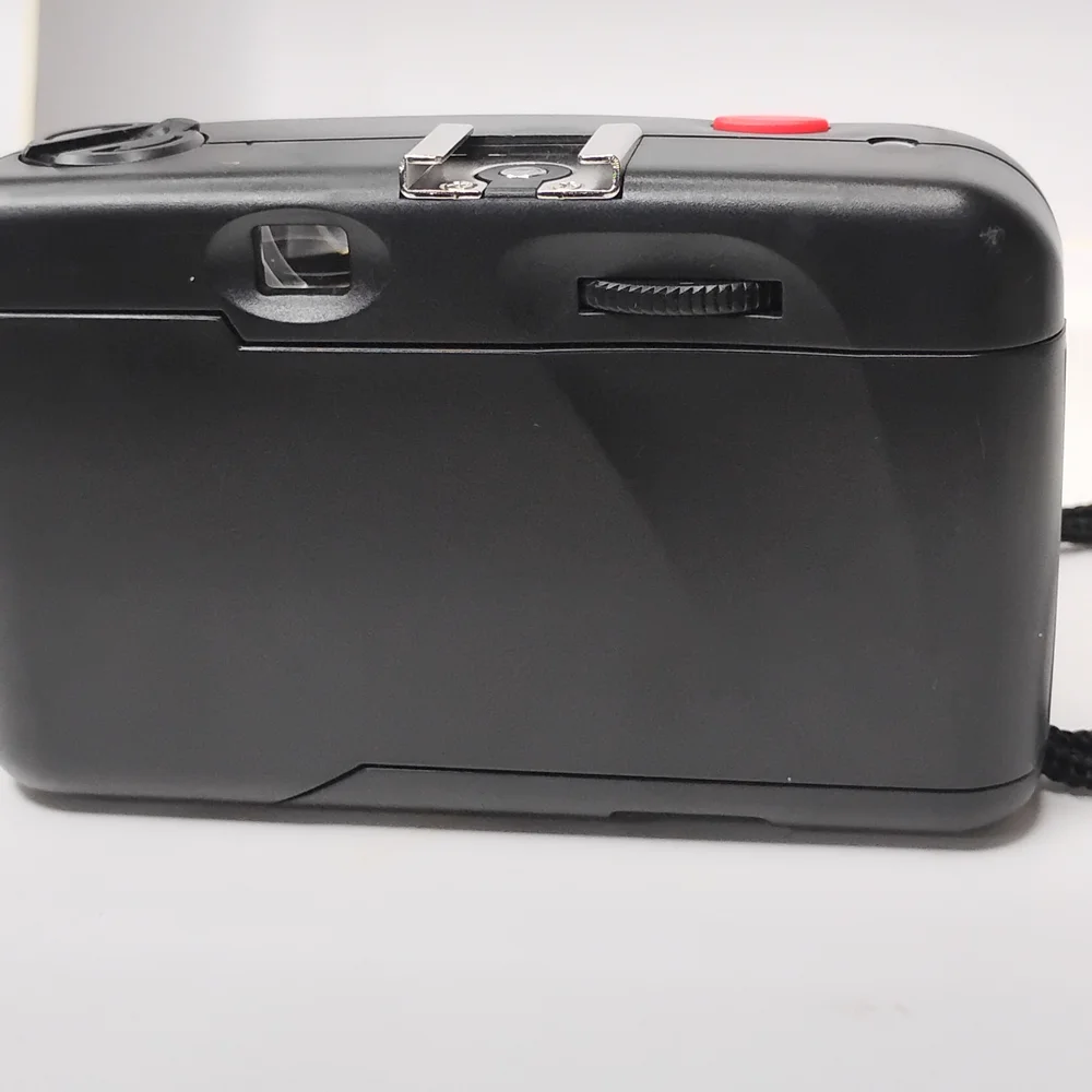 Vivitar IC 100 Black 35mm Film Camera